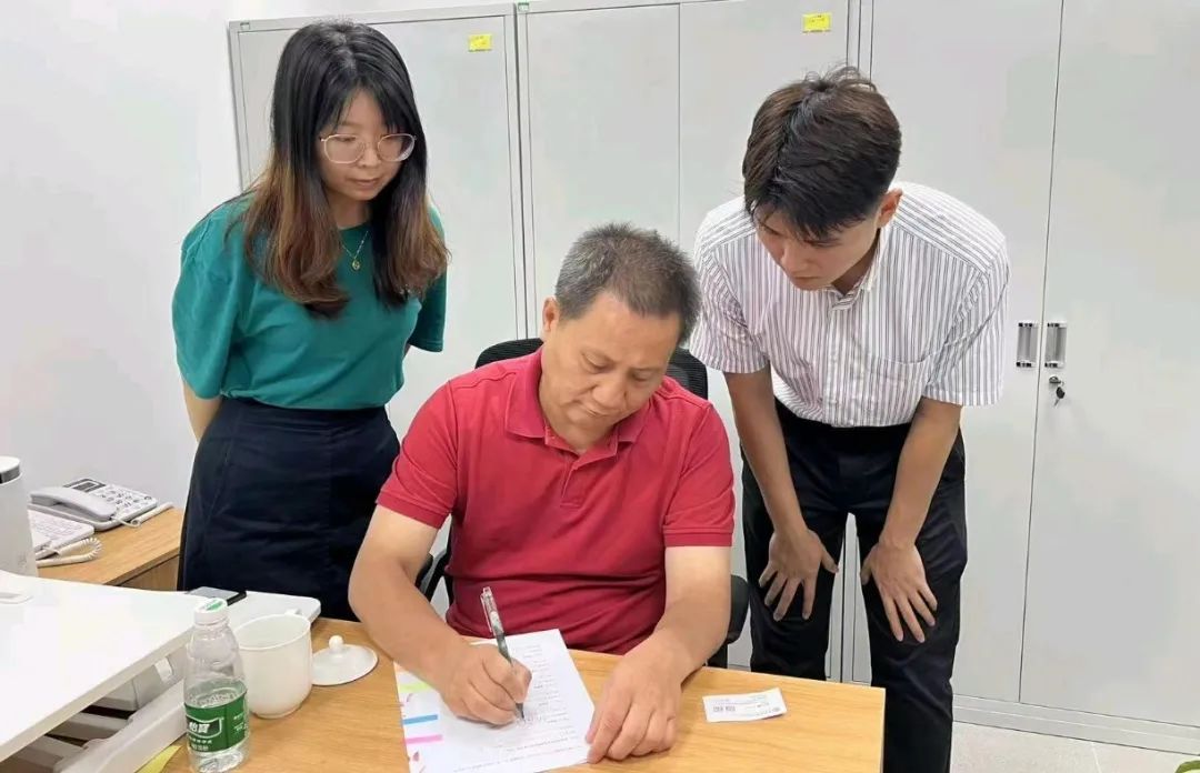ý�屨�� | ��ǧ����ҵ������OG������ȫ���ػ���С΢��ҵ��չ���ϲ�¥